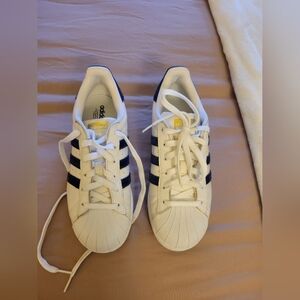 Adidas Women Superstart